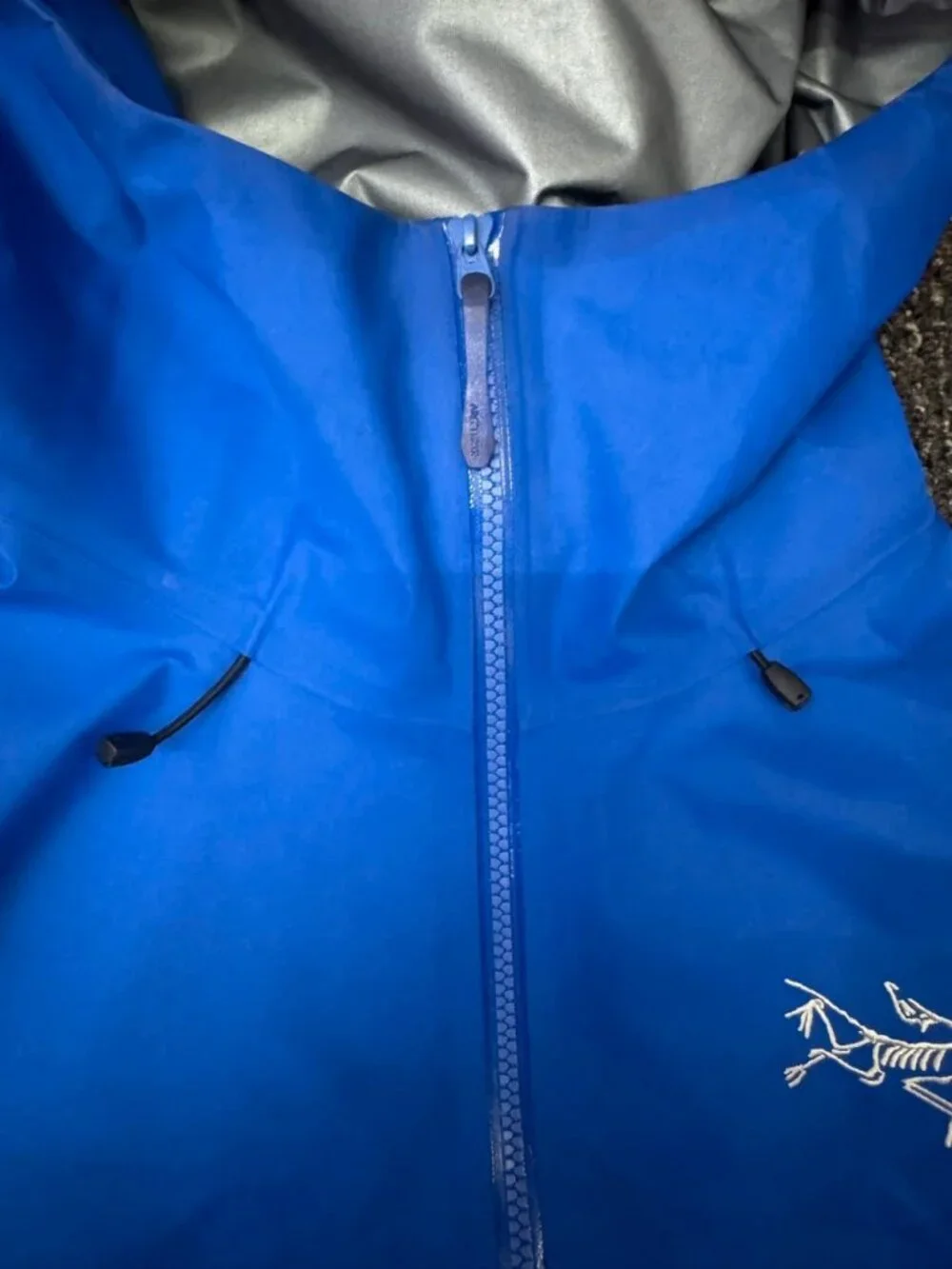 Arc'teryx Beta SL Waterproof Jacket Blue Size M